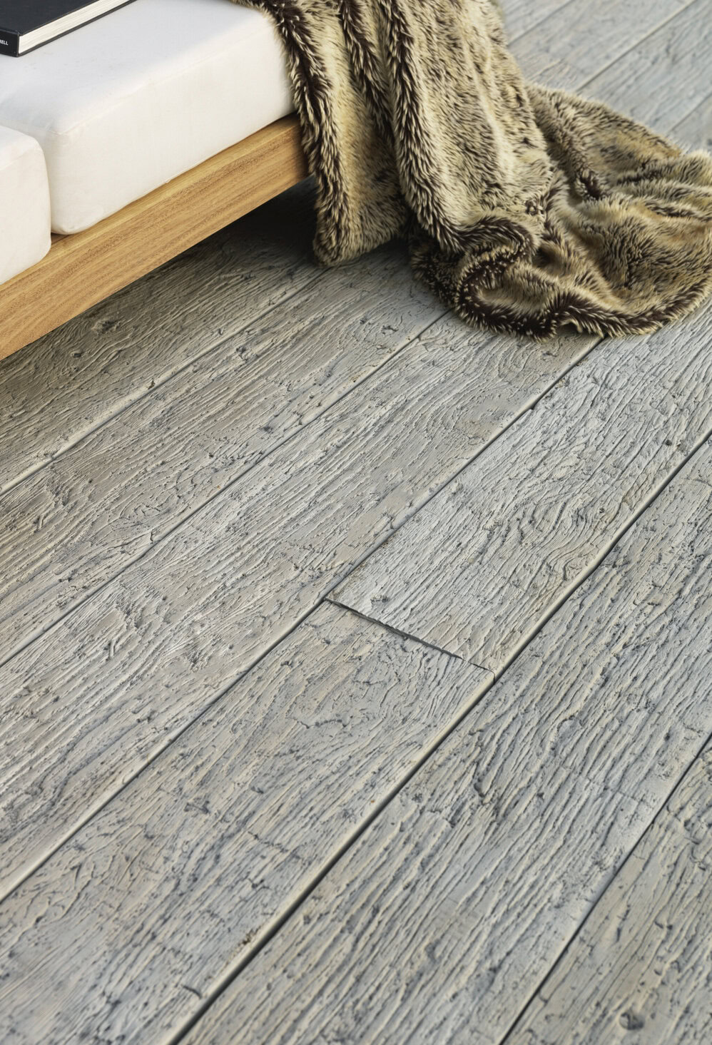 洋書 Creating with Driftwood Weathered Wood MDW200D_Weathered-